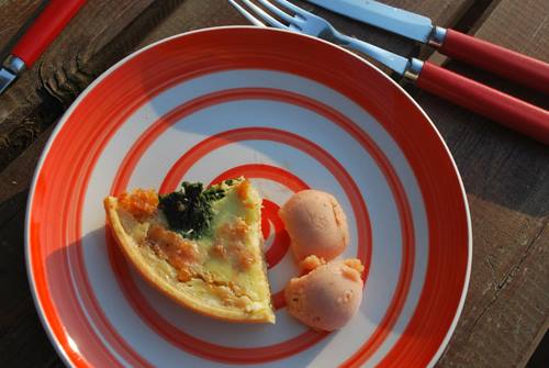 Tarte aux saumon et aux épinards bio : recette de chez A Pic Légumes, producteur légumes bio dans la Loire. 